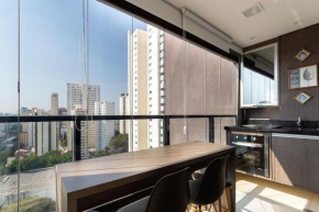 Apartamento alto padrão com sacada, vista e lazer completo de frente para o metrô Campo Belo